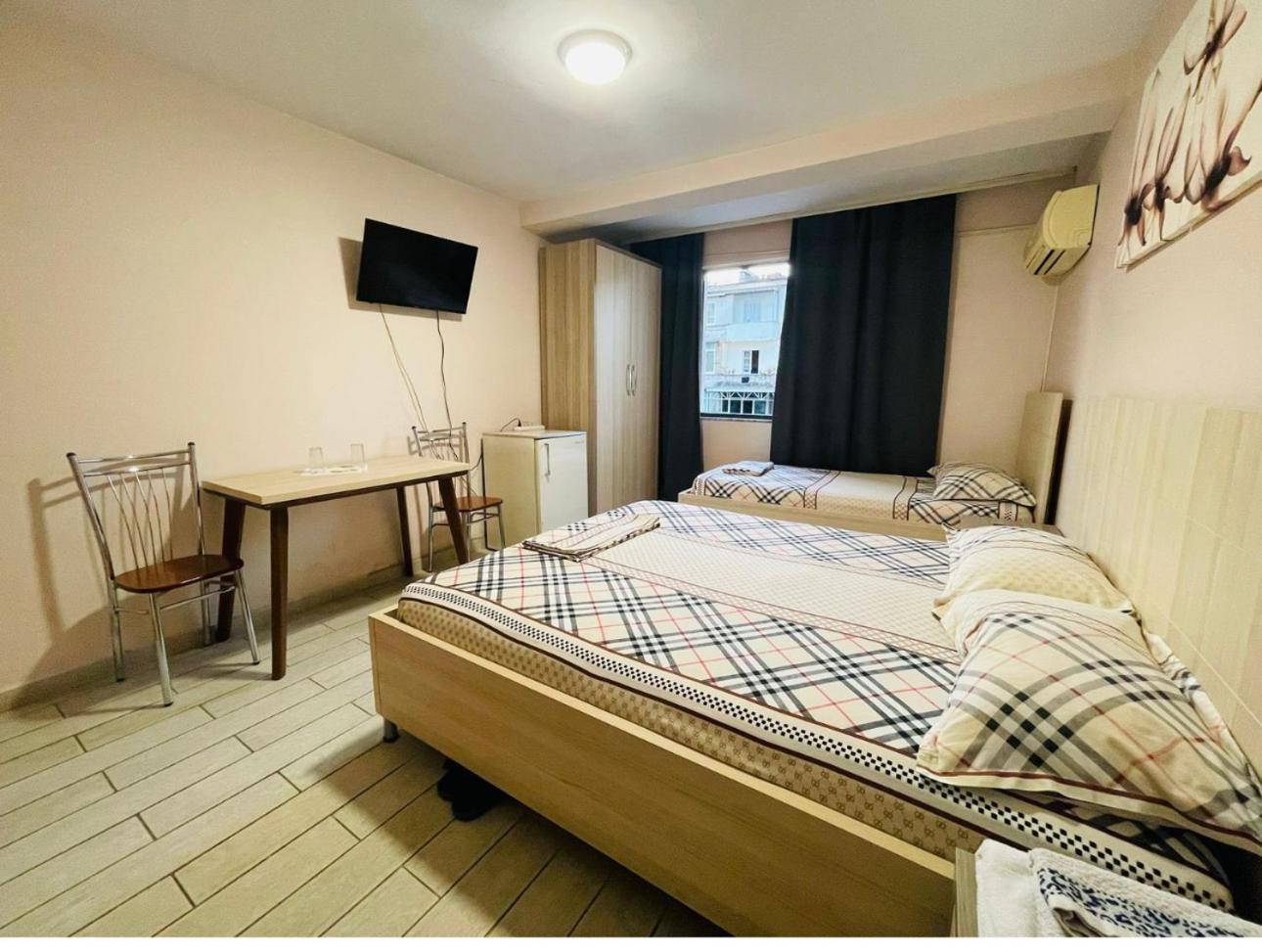 Urban Life Tirana- Economy Rooms Ngoại thất bức ảnh