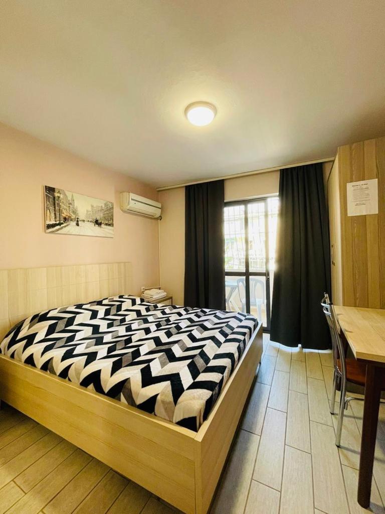 Urban Life Tirana- Economy Rooms Ngoại thất bức ảnh